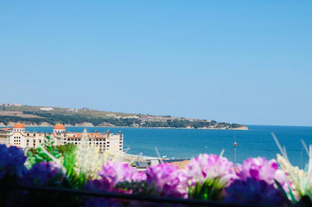 Raya Central Obzor Buitenkant foto
