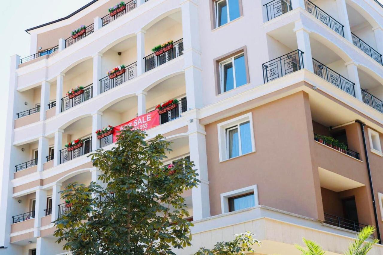 Raya Central Obzor Buitenkant foto