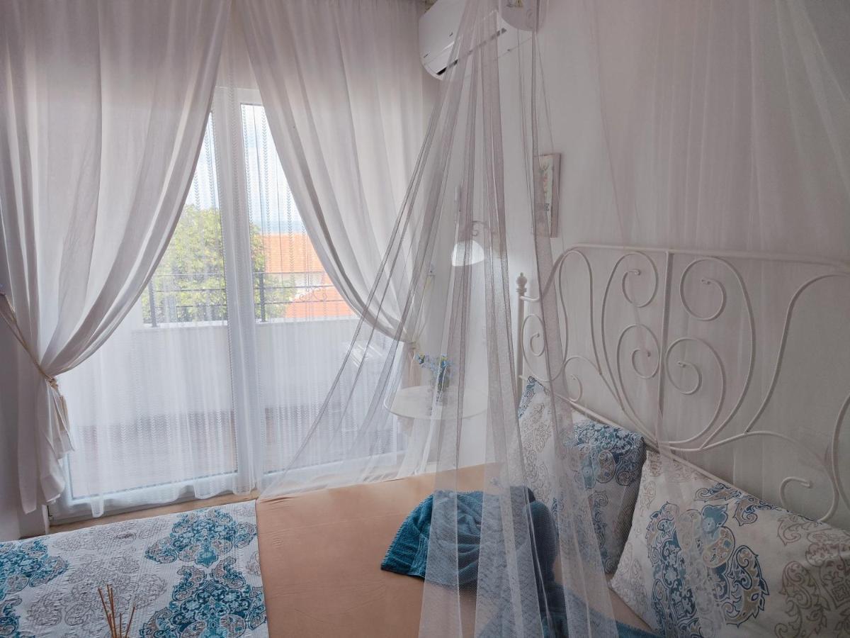 Raya Central Obzor Buitenkant foto