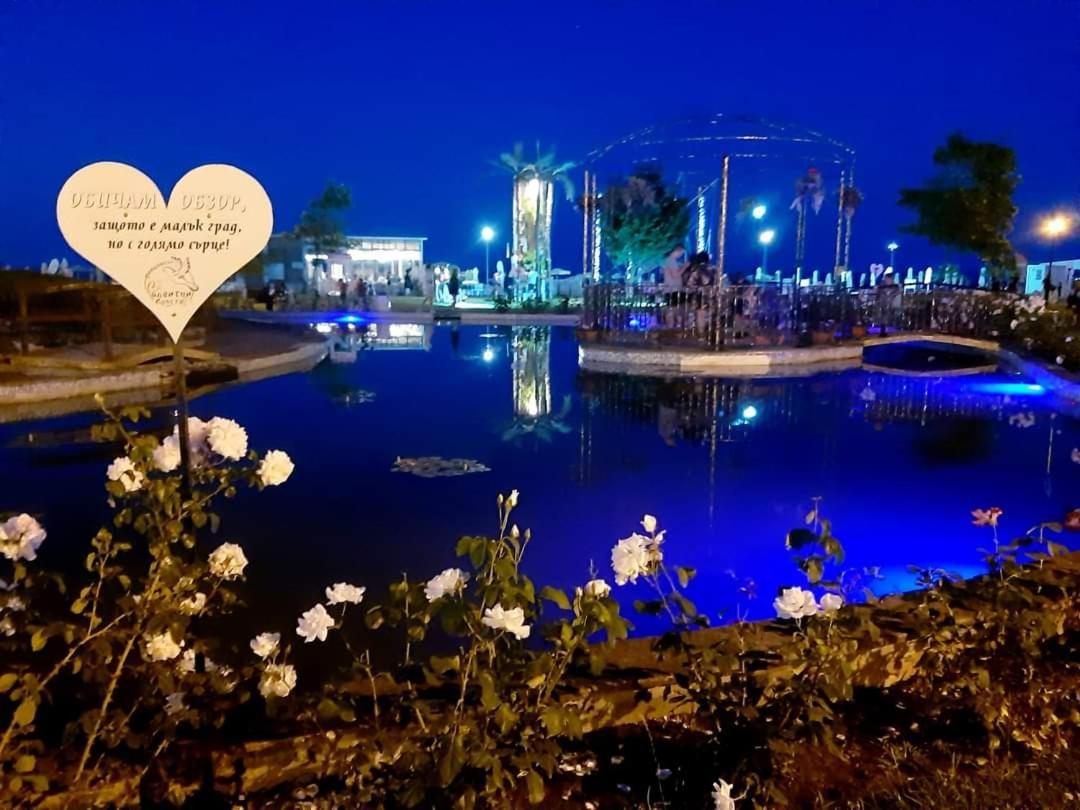 Raya Central Obzor Buitenkant foto